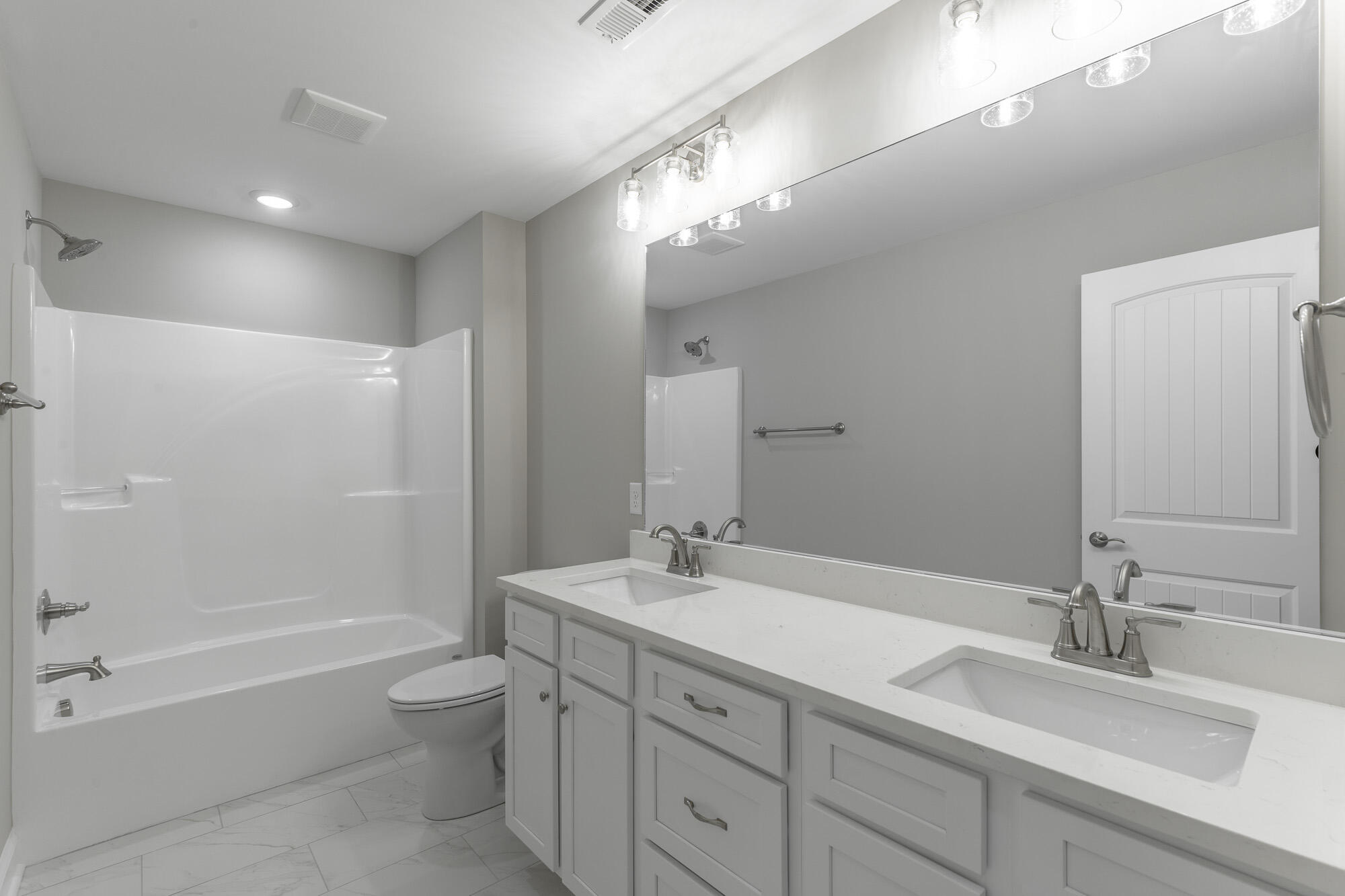 1037 Silverpine Drive Chattanooga, TN 37421 - Photo 40 of 59 Full Bath Upstairs