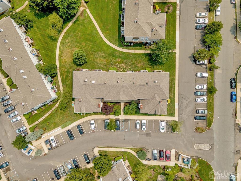 2510 Ridgeview Court Sayreville, NJ 08859 - Photo 25 of 28 an aerial view of a house