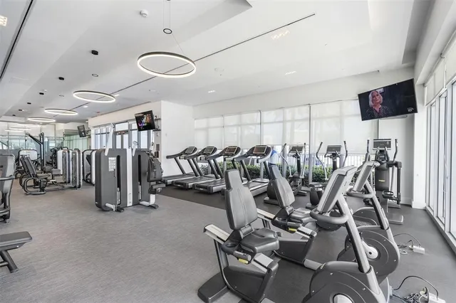 $4,550,000 | 17301 Biscayne Boulevard, Unit PH7, Aventura, FL 33160