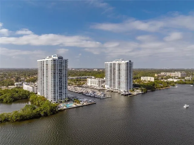 $4,550,000 | 17301 Biscayne Boulevard, Unit PH7, Aventura, FL 33160