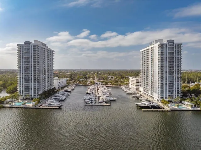 $4,550,000 | 17301 Biscayne Boulevard, Unit PH7, Aventura, FL 33160