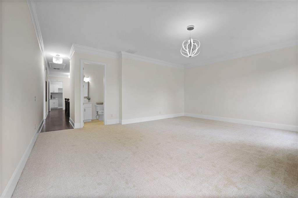 2415 West Rugby Avenue Atlanta, GA 30337 - Photo 8 of 15