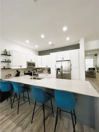 $3,100 | 14628 Southwest 6th Street, Pembroke Pines, FL 33027