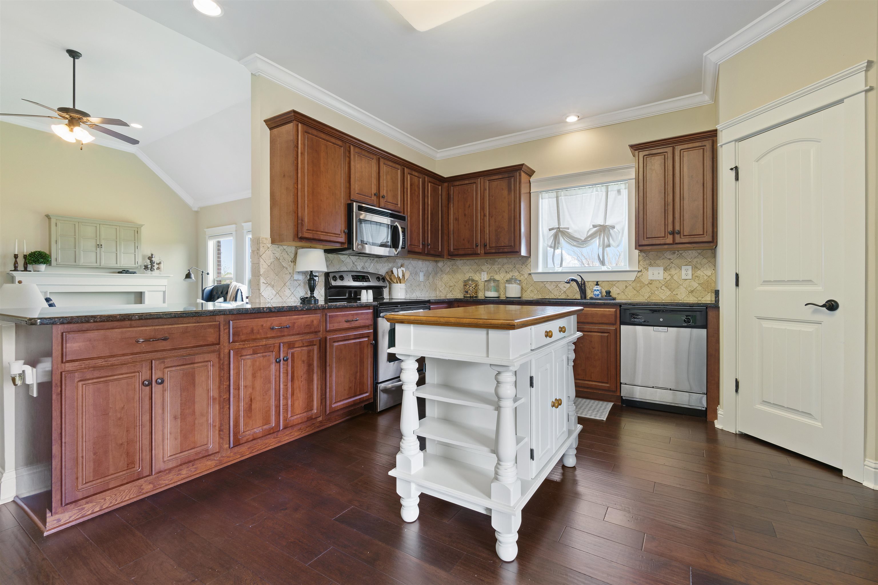8585 Rosedown Lane Daphne, AL 36526 - Photo 8 of 30