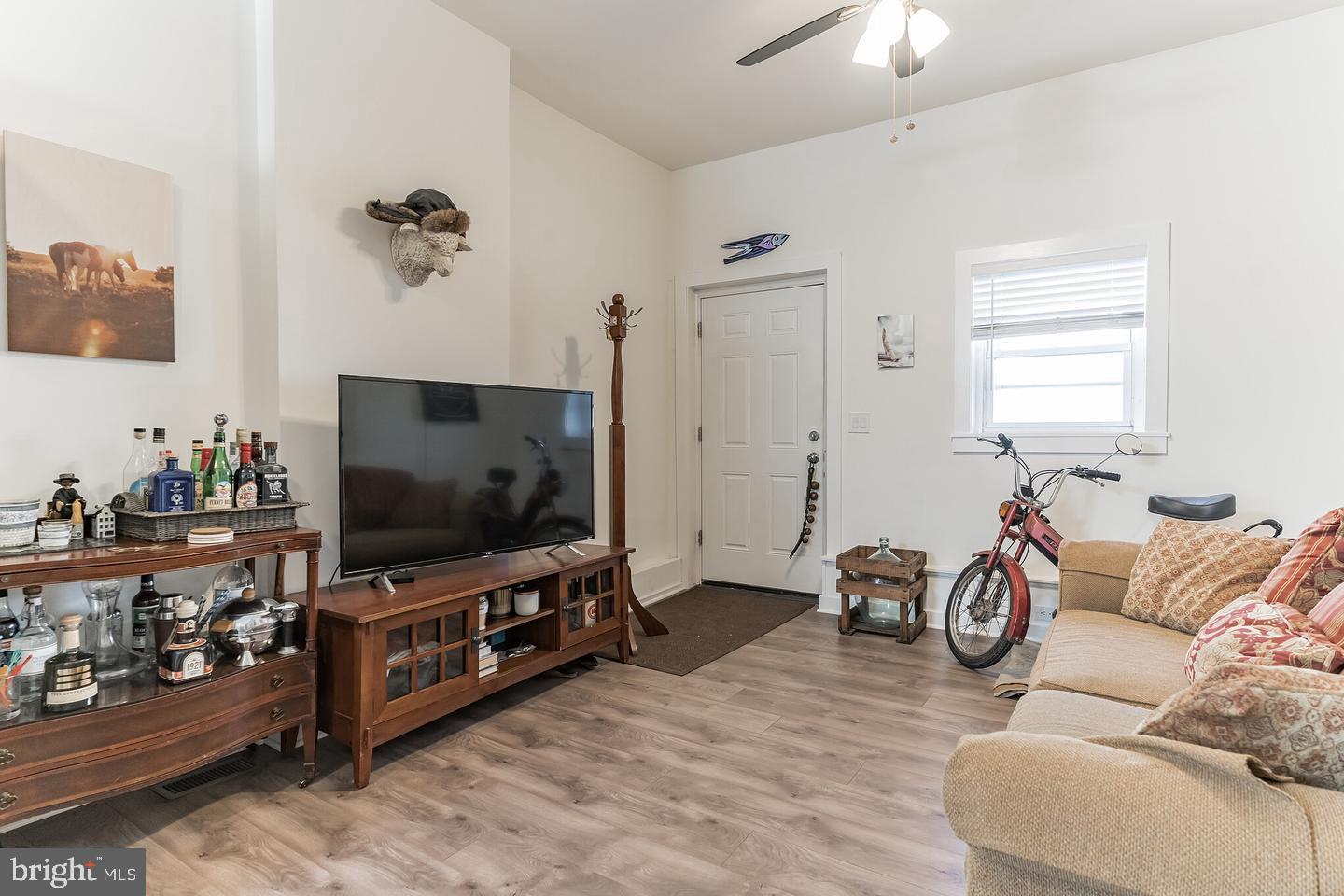 1847 North 2nd Street, Unit 1 Philadelphia, PA 19122 - Photo 4 of 15
