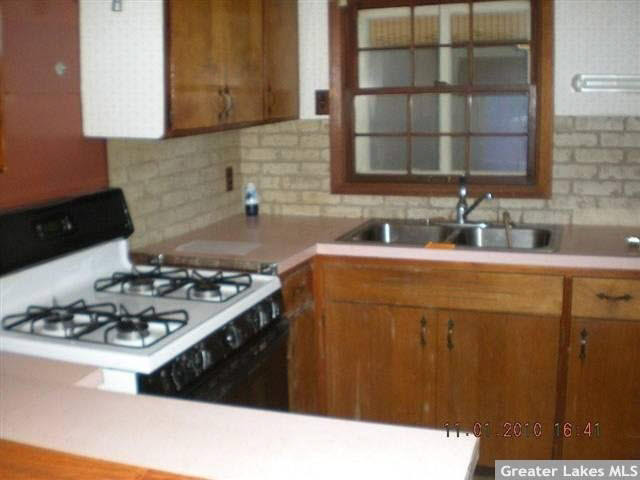 8164 Paradise Beach Road Southeast Brainerd, MN 56401 - Photo 2 of 12 Gallery Image 2