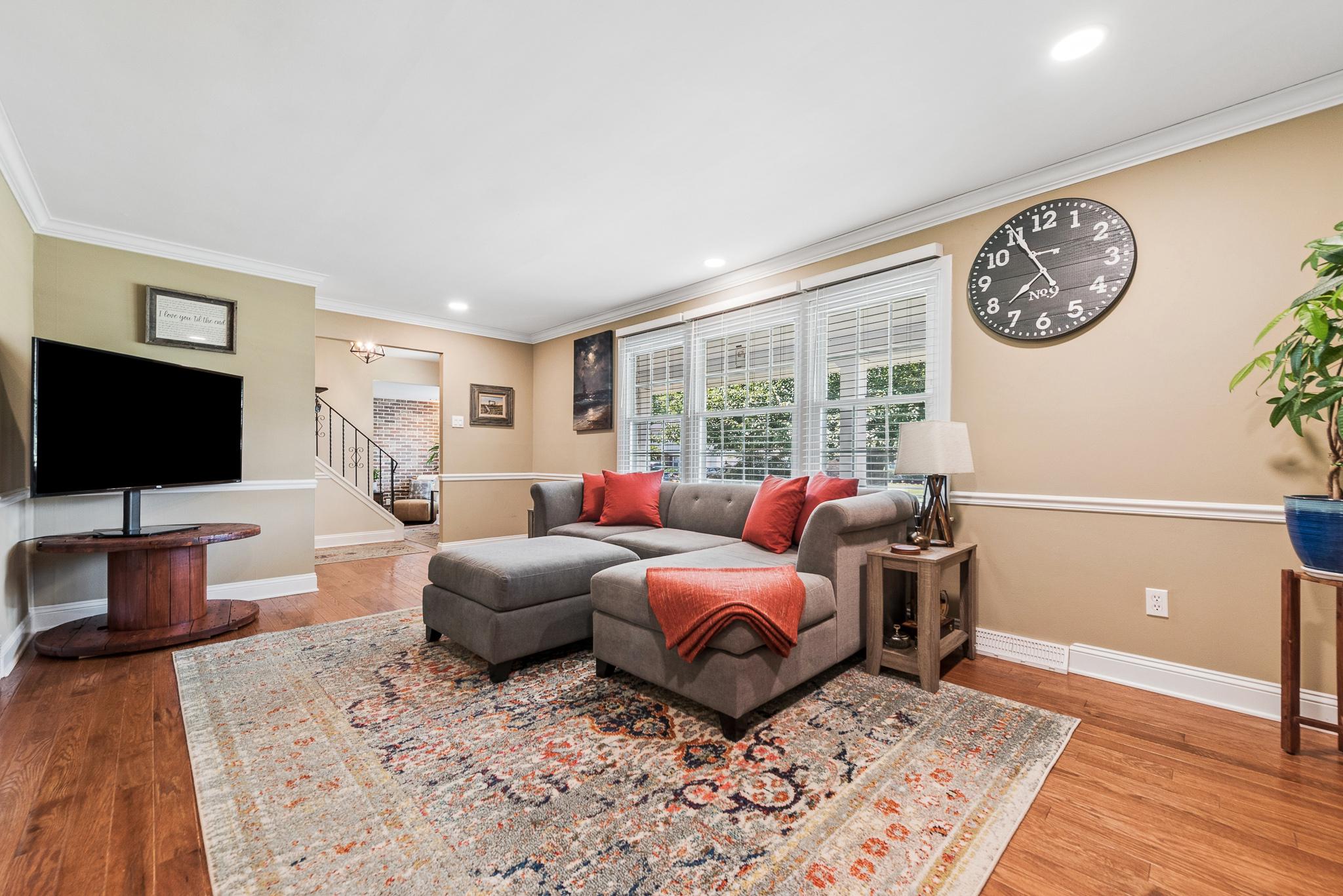 275 Waverly Road Southampton, PA 18966 - Photo 7 of 35 Gallery Image 7
