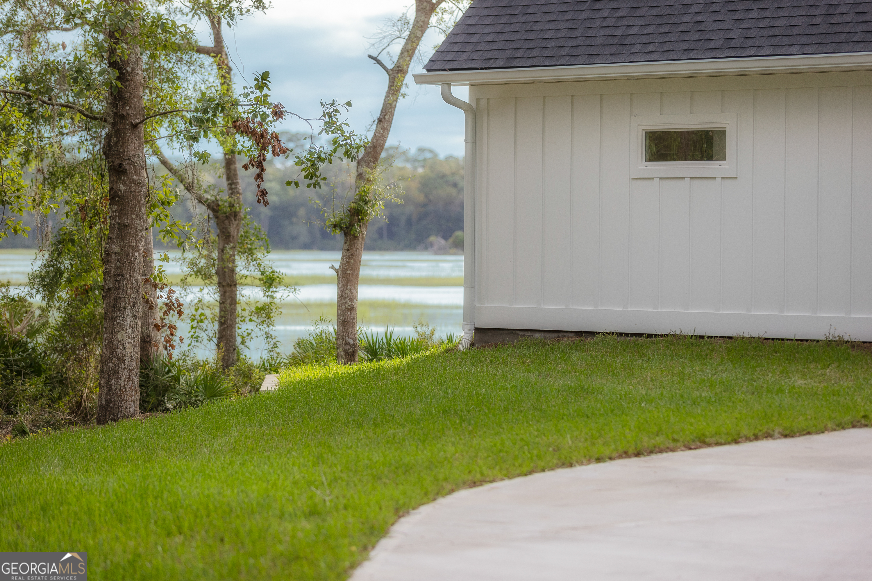 87 Lighthouse Way Woodbine, GA 31569 - Photo 101 of 116 a view of a backyard