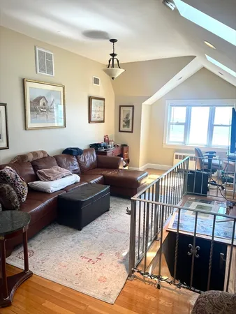 $2,850 | 77 Lynn Shore Drive, Unit 3, Lynn, MA 01902