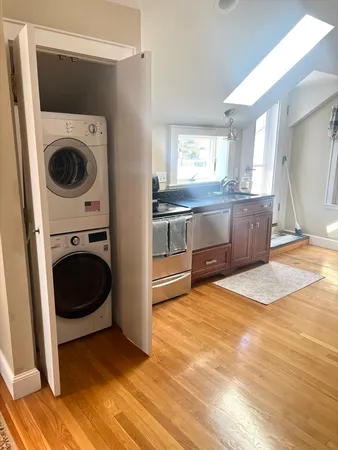$2,850 | 77 Lynn Shore Drive, Unit 3, Lynn, MA 01902