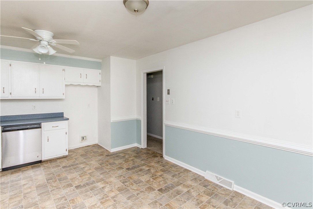 14912 Nash Road Chesterfield, VA 23838 - Photo 16 of 31 a view of a kitchen with microwave and cabinets