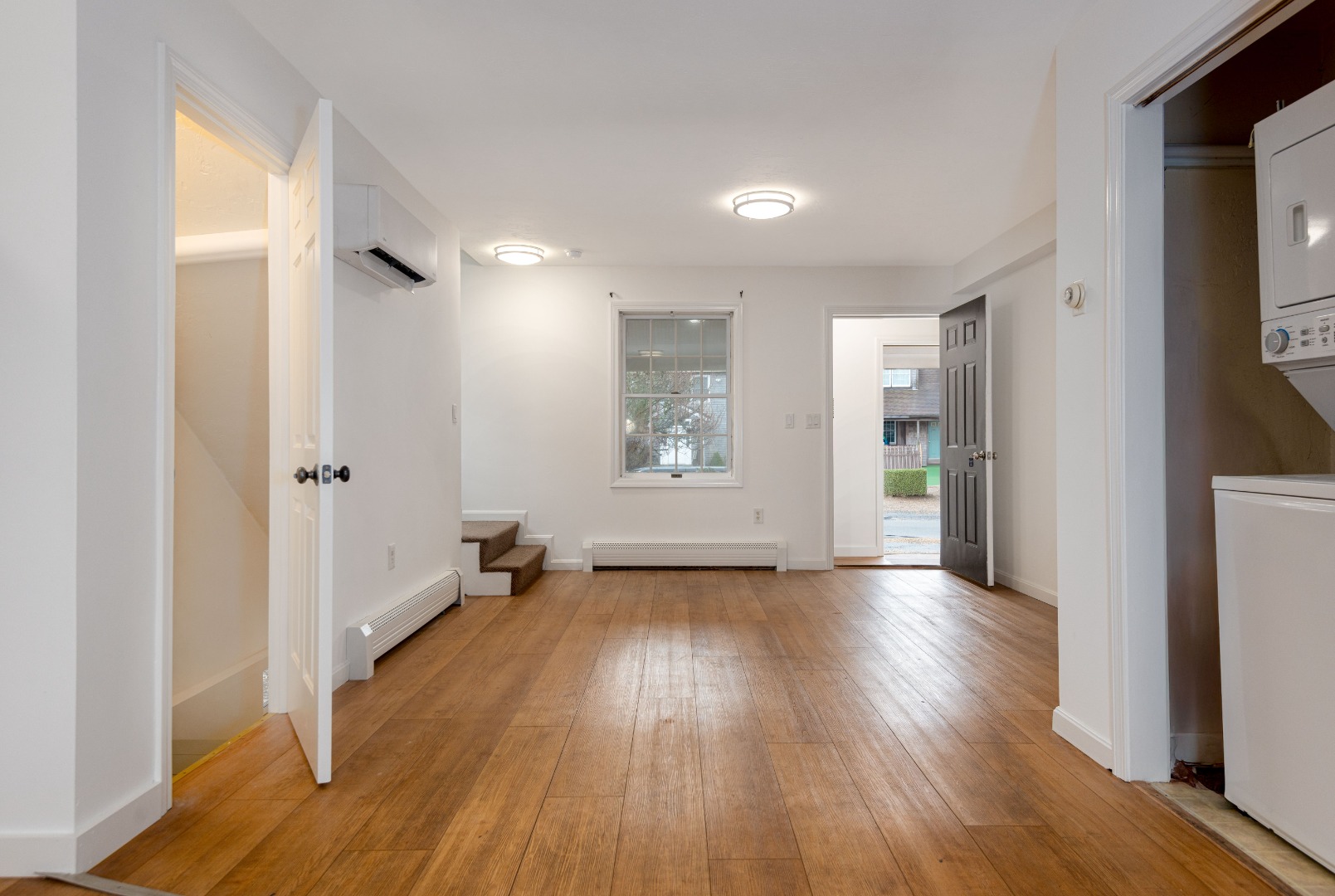 52 Essex Road Nantucket, MA 02554 - Photo 6 of 23 Gallery Image 6