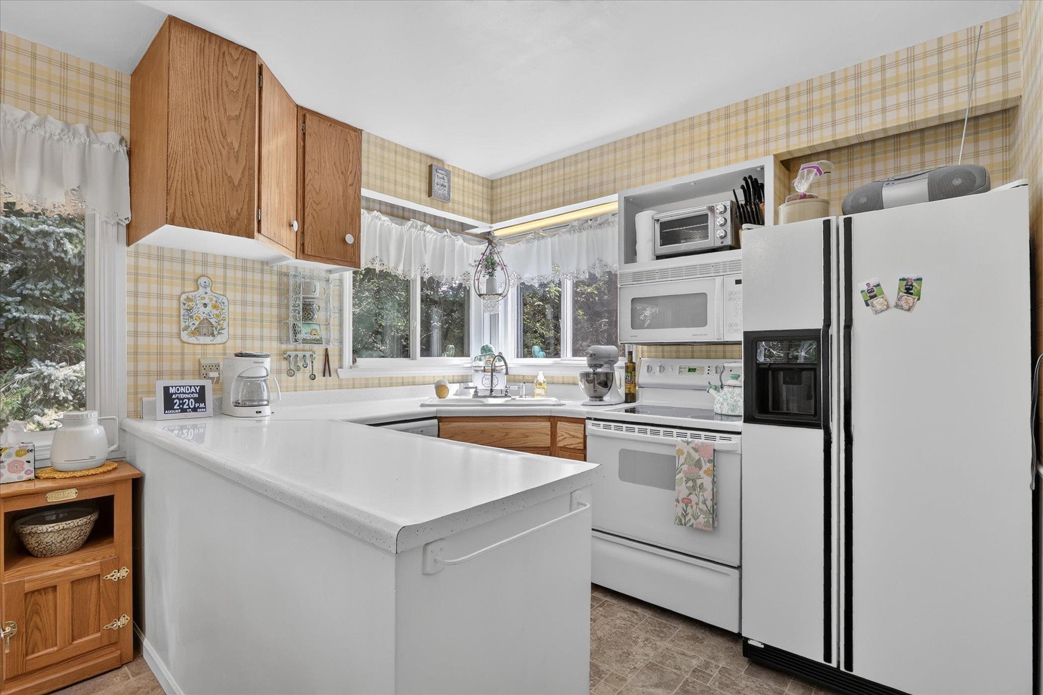 11901 West Brandherm Road Beloit, WI 53511 - Photo 10 of 51 Gallery Image 10