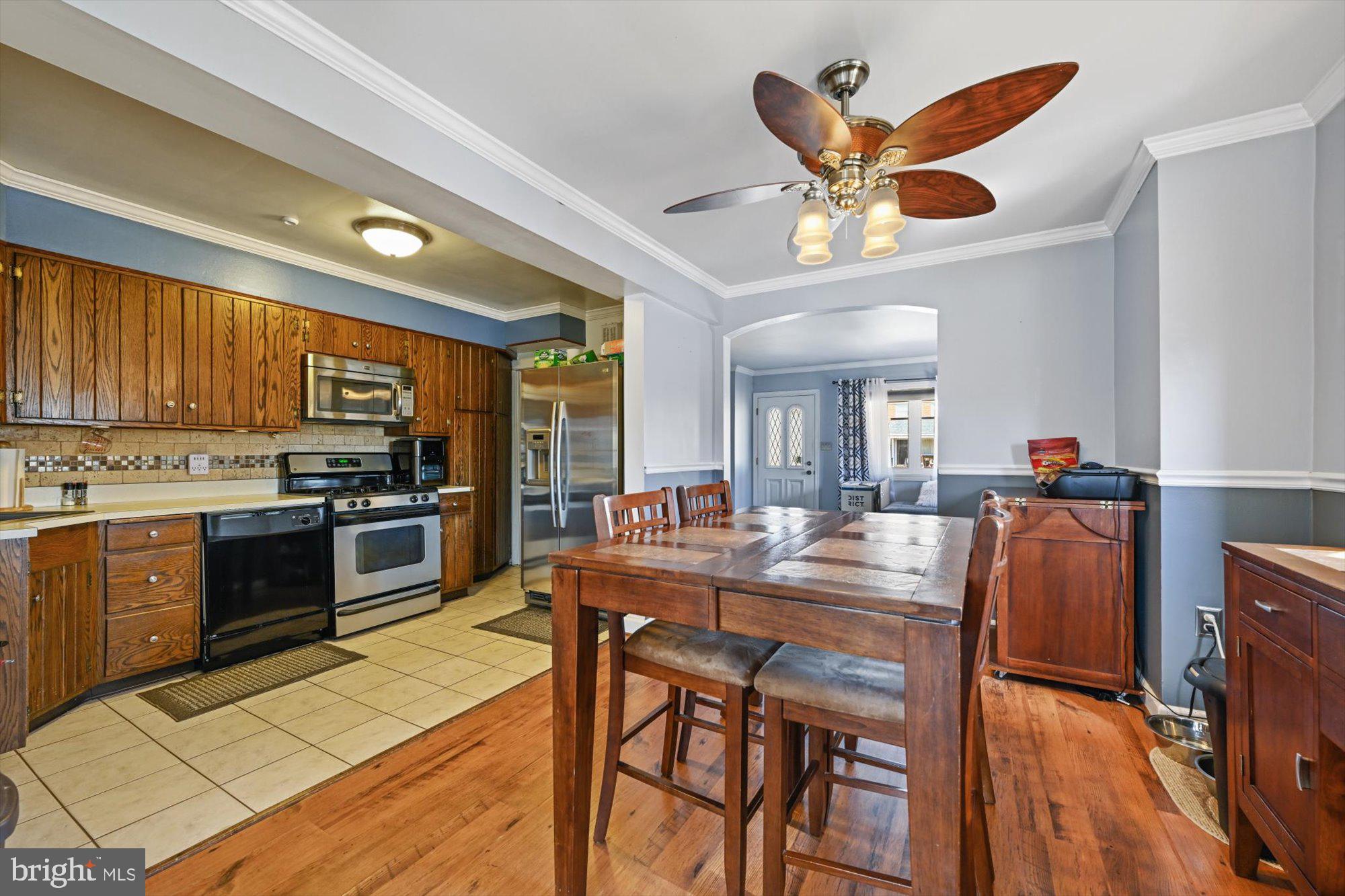 2759 Moorgate Road Baltimore, MD 21222 - Photo 11 of 30 Dining Room