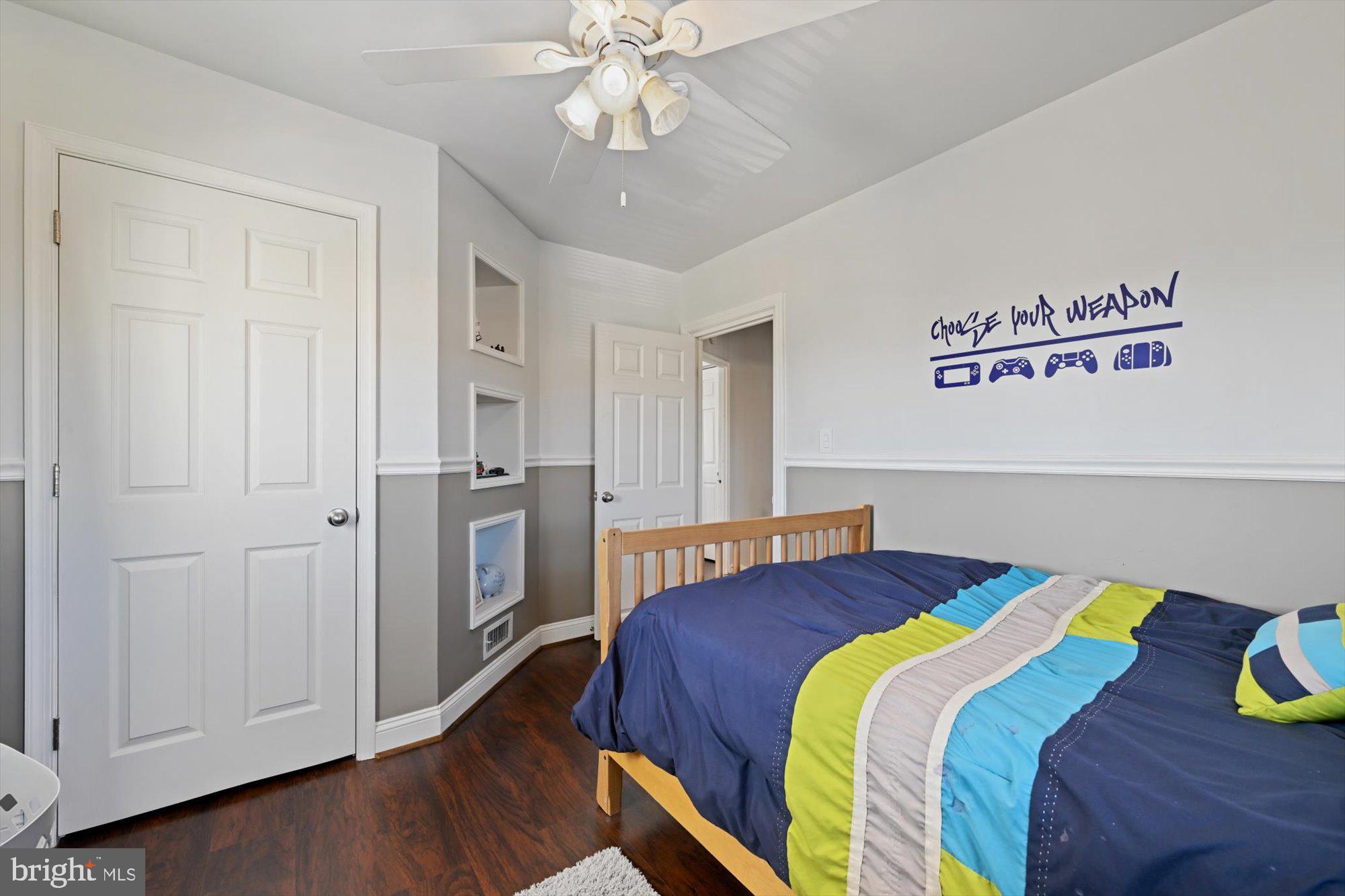2759 Moorgate Road Baltimore, MD 21222 - Photo 20 of 30 Bedroom