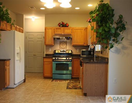 23 Champlain Road Monmouth Junction, NJ 08852 - Photo 3 of 6 Gallery Image 3