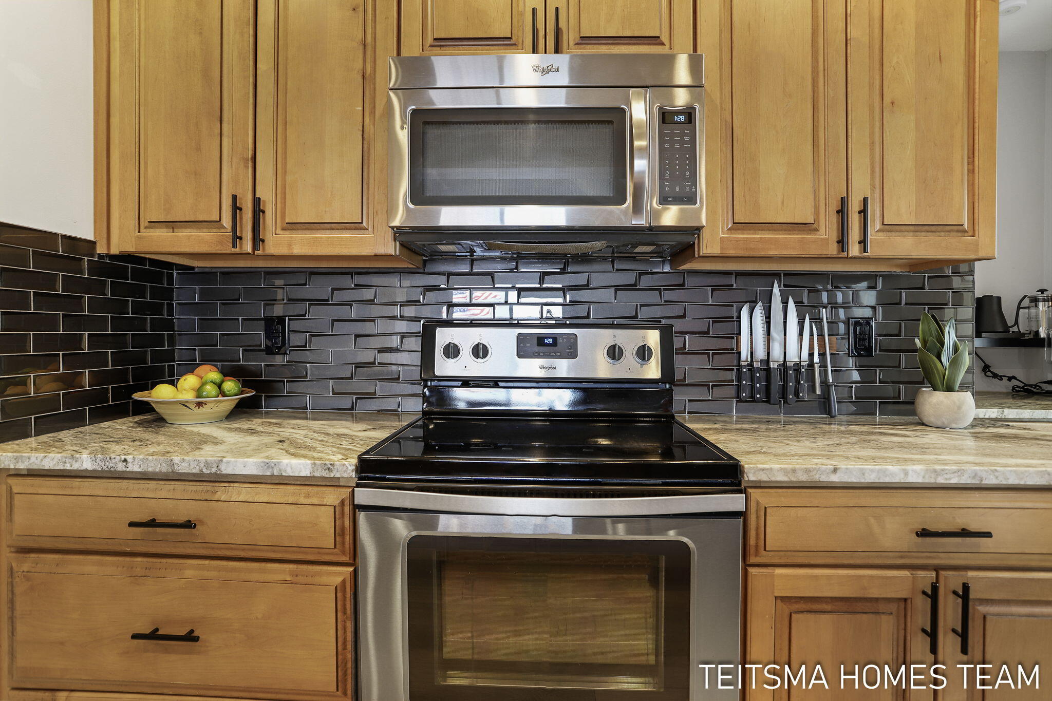 400 Lakeview Street, Unit 25D Spring Lake, MI 49456 - Photo 18 of 73 400 Lakeview Court 25D_49456