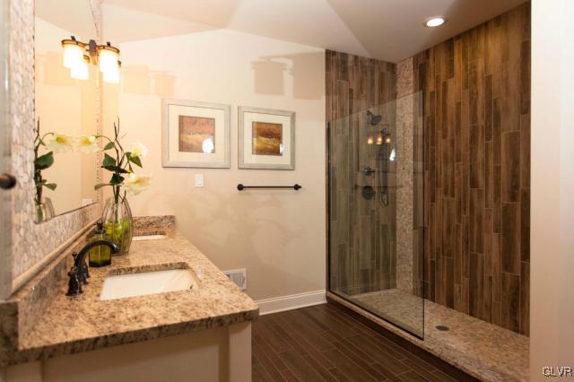 2600 Pioneer Road Bethlehem, PA 18017 - Photo 5 of 11 Gallery Image 5