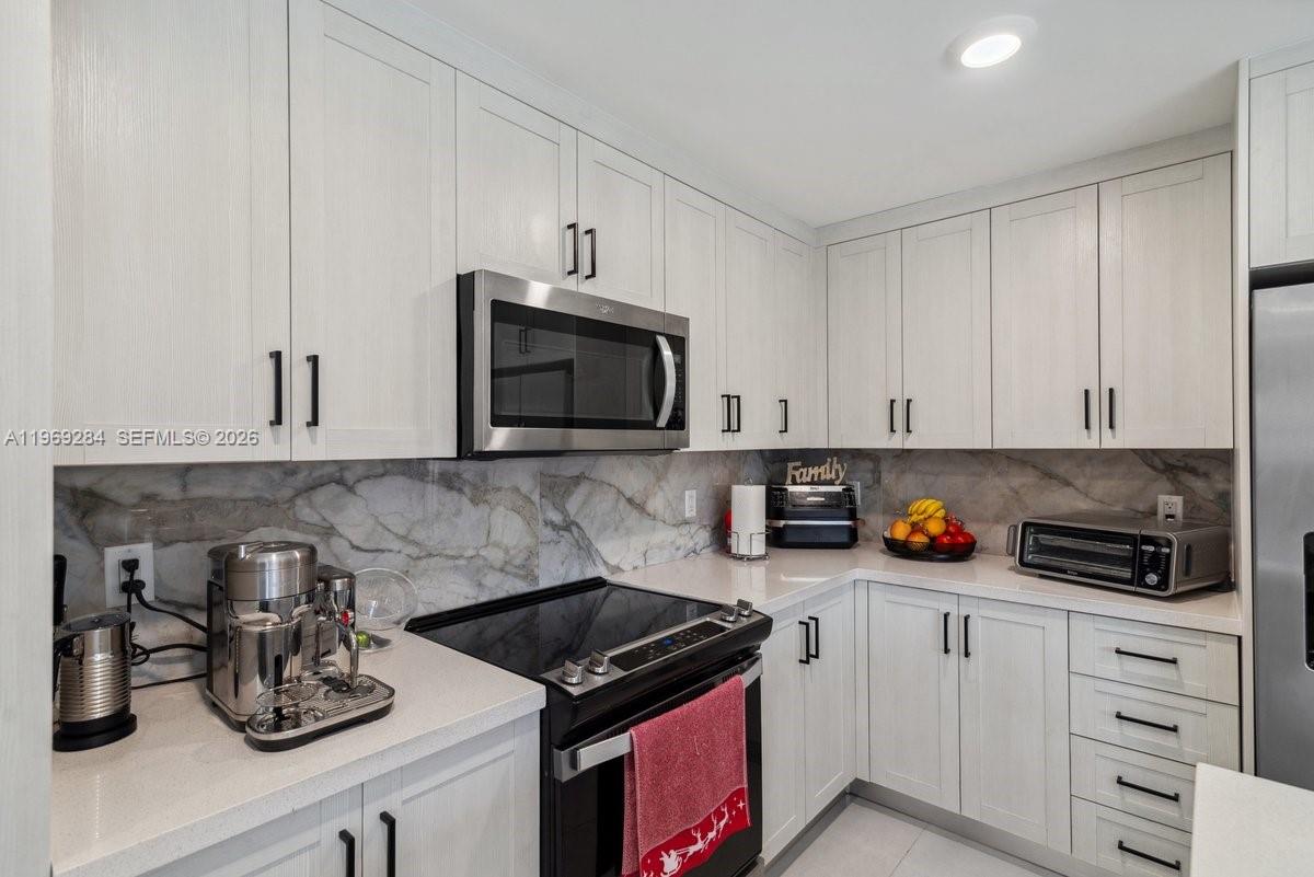 1396 Northwest 3rd Street Florida City, FL 33034 - Photo 10 of 34