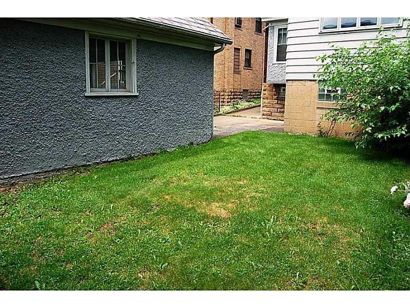 5644 Marlborough Road Pittsburgh, PA 15217 - Photo 23 of 25 Yard/Garden.