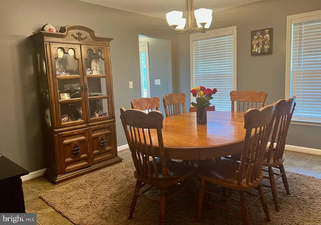 $775,000 | 17046 Lee Highway, Amissville, VA 20106