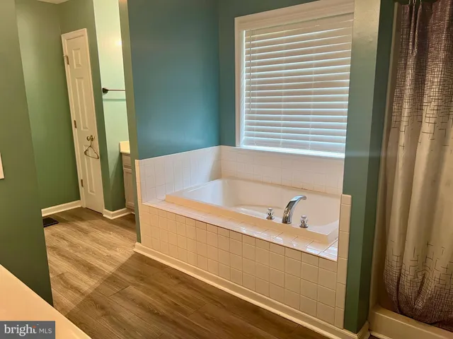 $775,000 | 17046 Lee Highway, Amissville, VA 20106