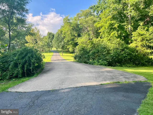 $775,000 | 17046 Lee Highway, Amissville, VA 20106