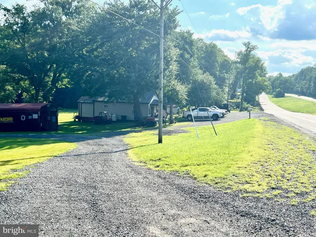 $775,000 | 17046 Lee Highway, Amissville, VA 20106