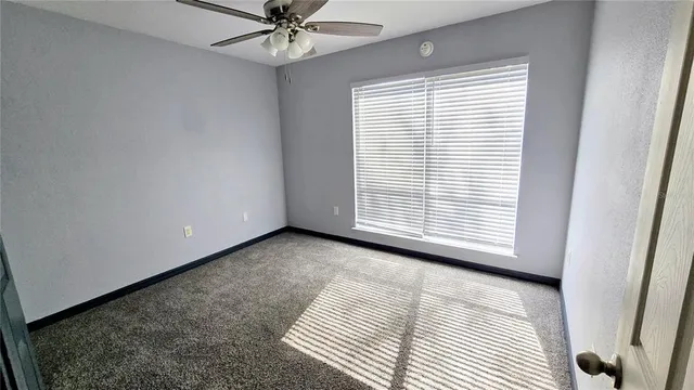 $179,000 | 1836 North Crystal Lake Drive, Unit 64, Lakeland, FL 33801