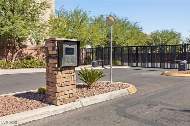 $8,500 | 8620 Grove Mill Court, Las Vegas, NV 89139