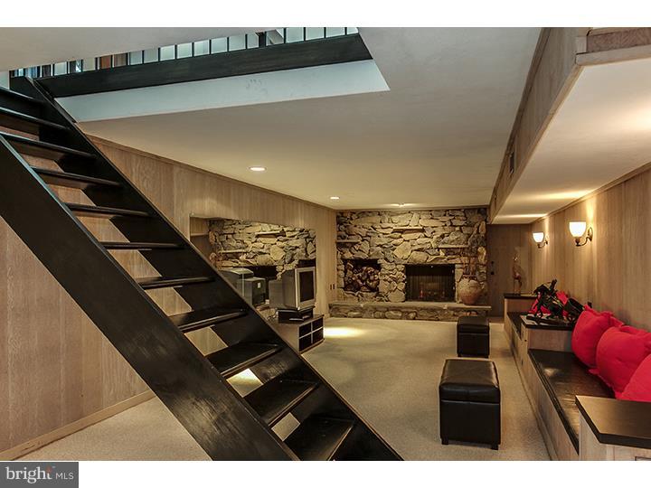 119 Tunbridge Road Haverford, PA 19041 - Photo 17 of 23 Family Room