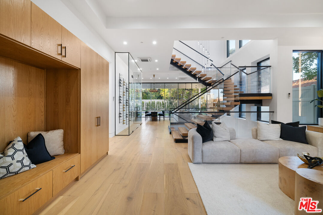 4535 Haskell Avenue Encino, CA 91436 - Photo 22 of 73