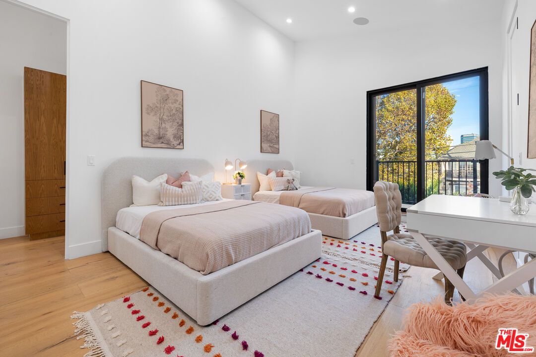 4535 Haskell Avenue Encino, CA 91436 - Photo 41 of 73