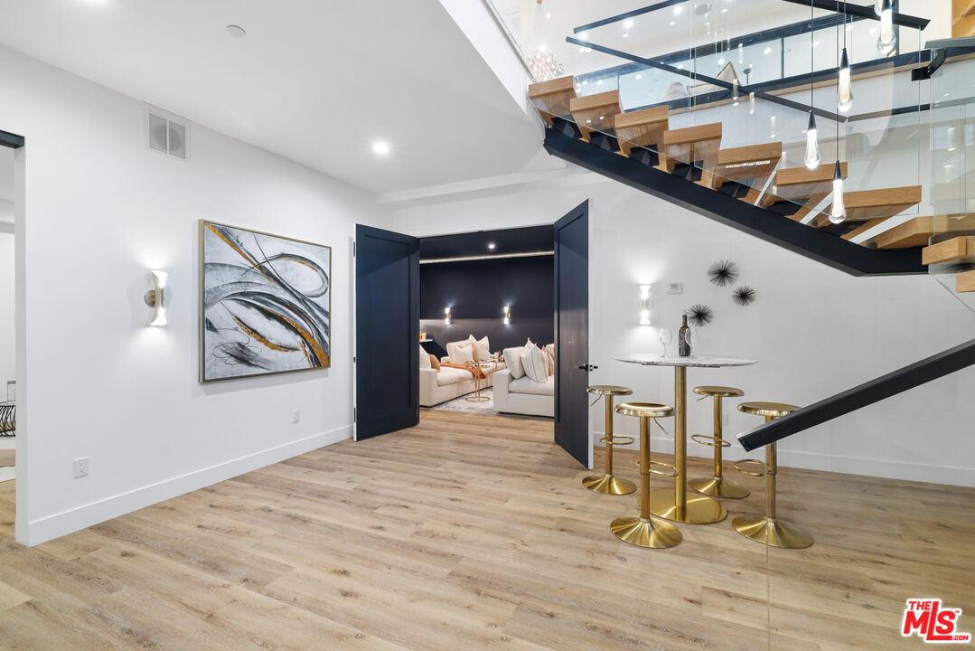 4535 Haskell Avenue Encino, CA 91436 - Photo 48 of 73