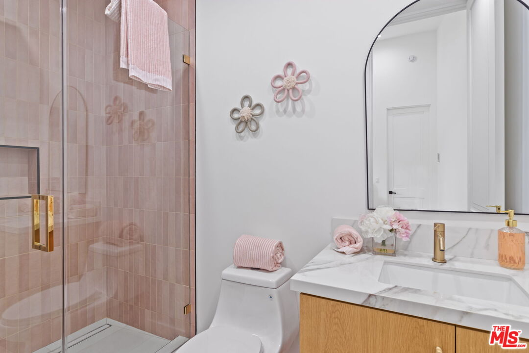 4535 Haskell Avenue Encino, CA 91436 - Photo 50 of 73