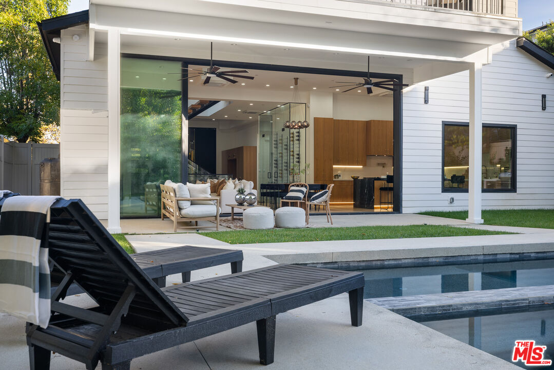 4535 Haskell Avenue Encino, CA 91436 - Photo 64 of 73