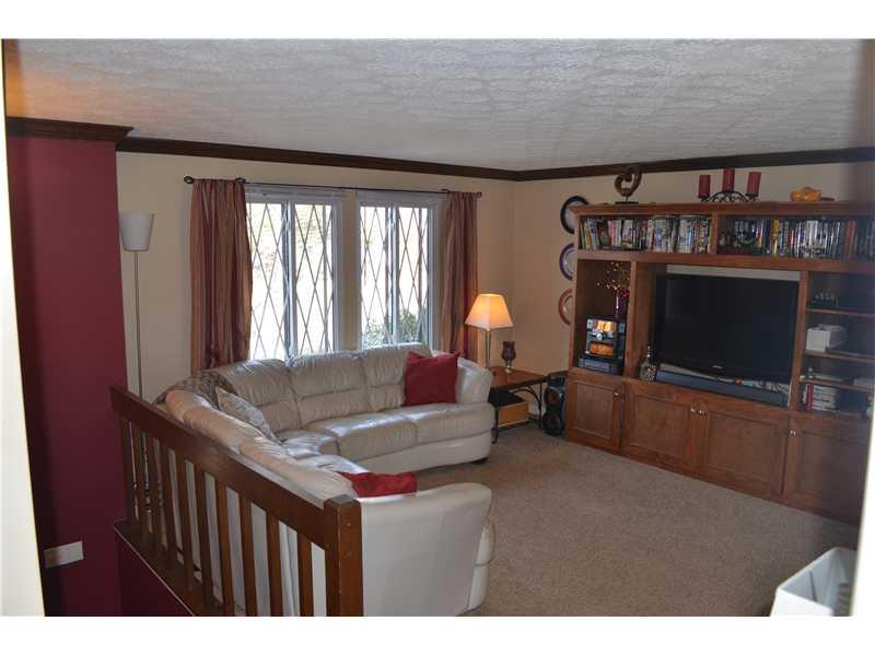 3459 Cedar Ridge Road Allison Park, PA 15101 - Photo 3 of 18 Living Room.