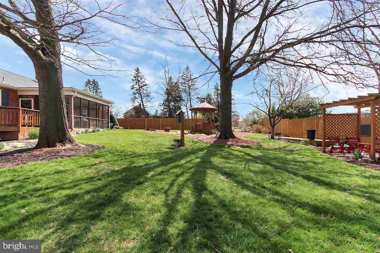 2330 Derry Road York, PA 17408 - Photo 25 of 27
