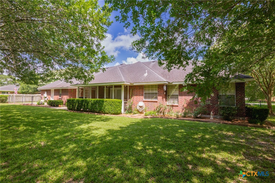303 Perth Road Victoria, TX 77904 - Photo 34 of 39