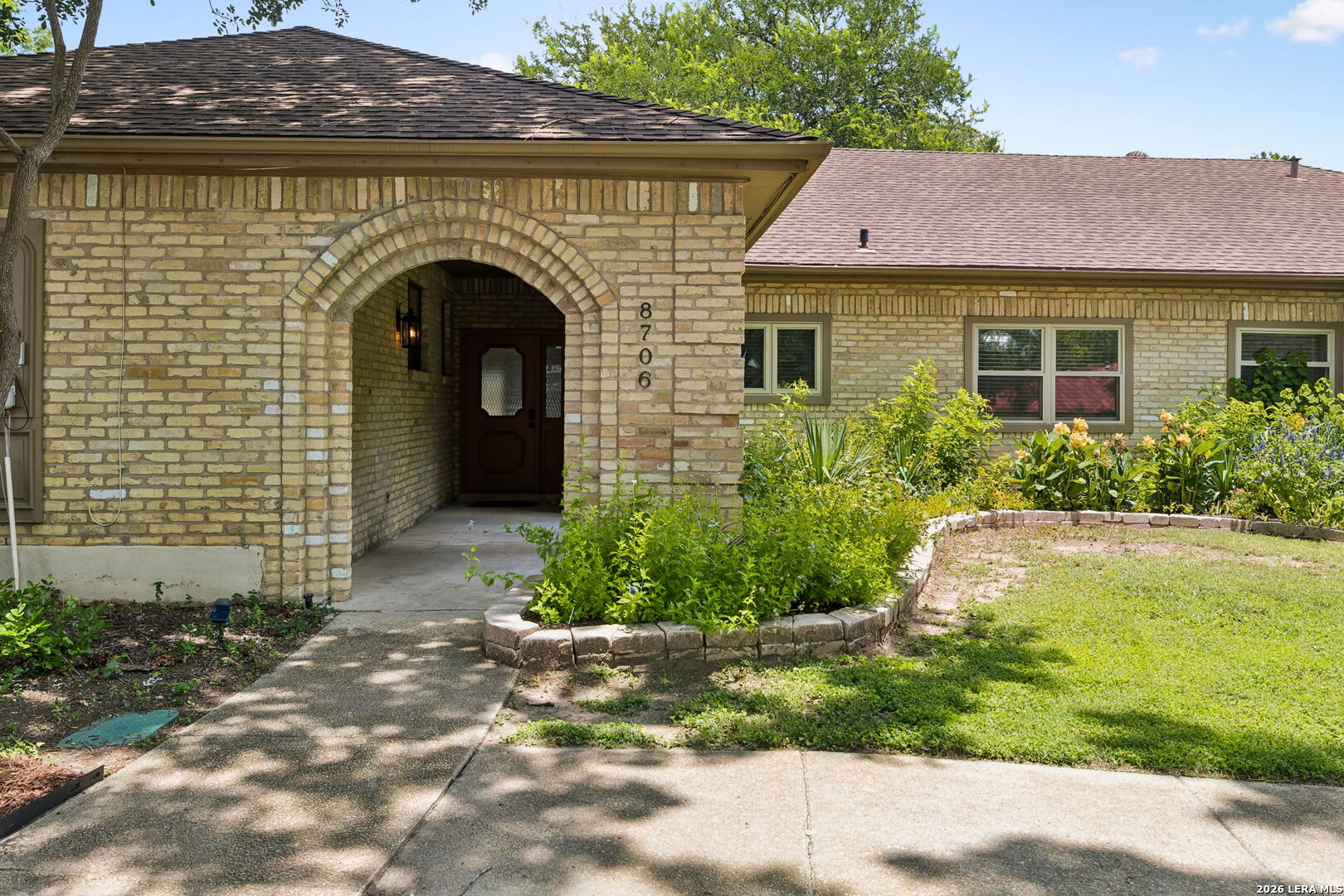 8706 Golden View Windcrest, TX 78239 - Photo 4 of 43
