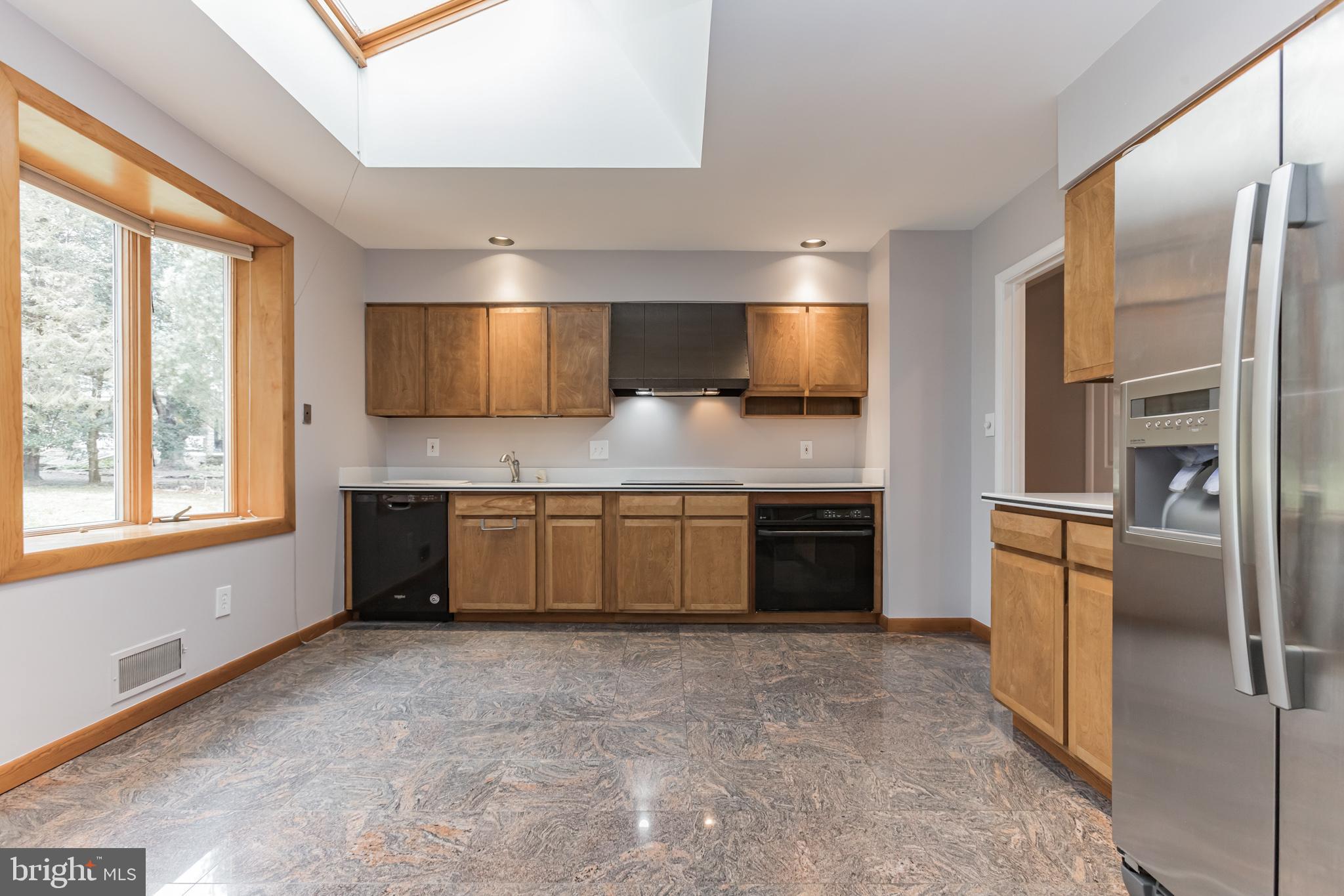 9008 Seven Locks Road Bethesda, MD 20817 - Photo 9 of 34