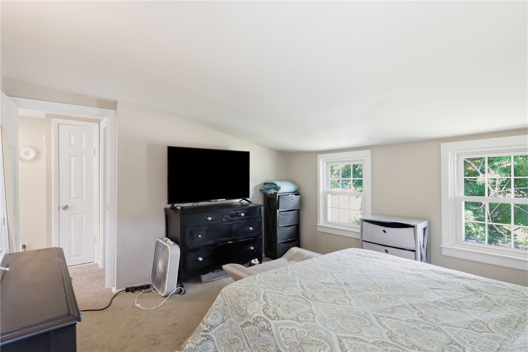 133 Armstrong Road Greece, NY 14616 - Photo 20 of 41