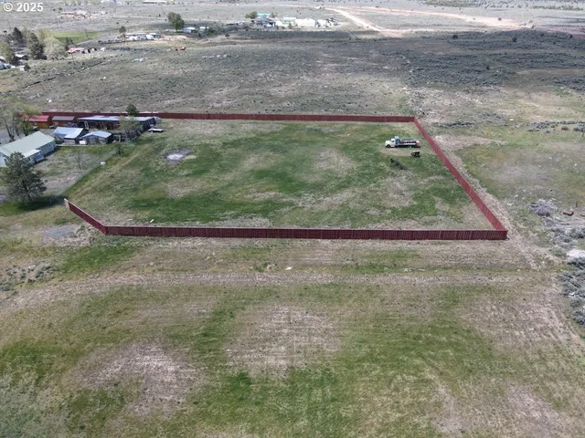 $60,000 | 464 North Harney Avenue, Burns, OR 97720