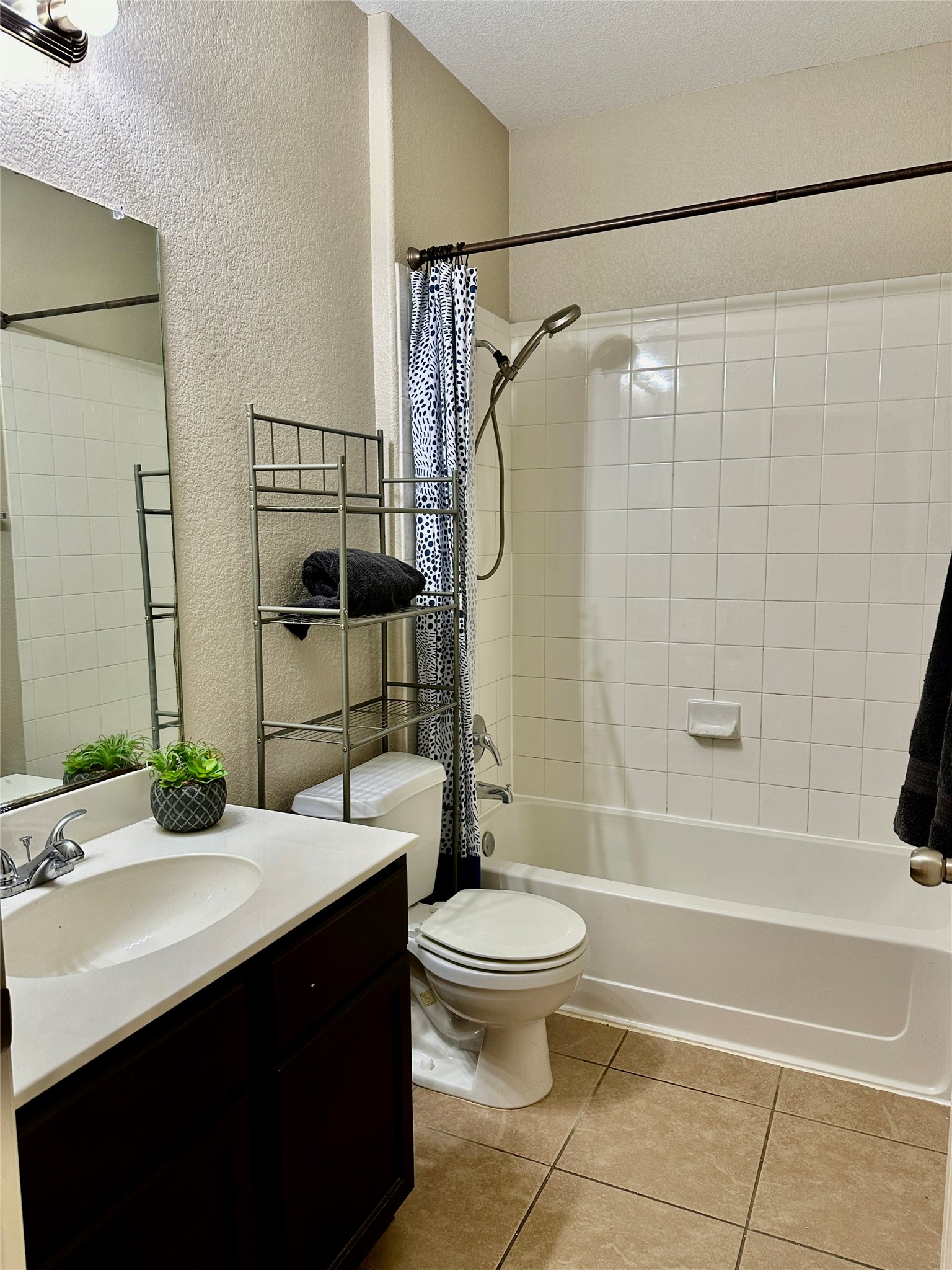 207 Dragon Ridge Road Buda, TX 78610 - Photo 3 of 38 Bathroom #2