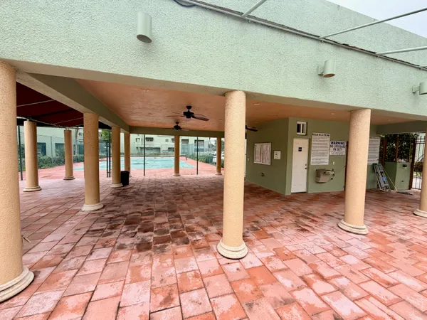 $325,000 | 11071 Northwest 7th Street, Unit 10415, Miami, FL 33172