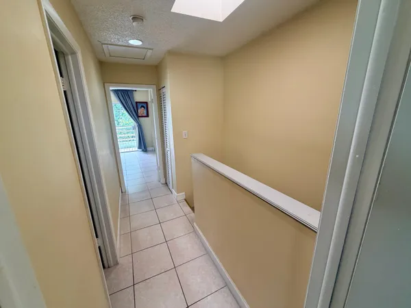 $325,000 | 11071 Northwest 7th Street, Unit 10415, Miami, FL 33172