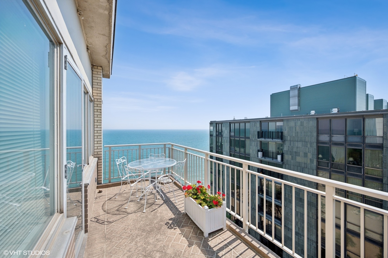 1440 Sheridan Road, Unit 705 Wilmette, IL 60091 - Photo 18 of 22