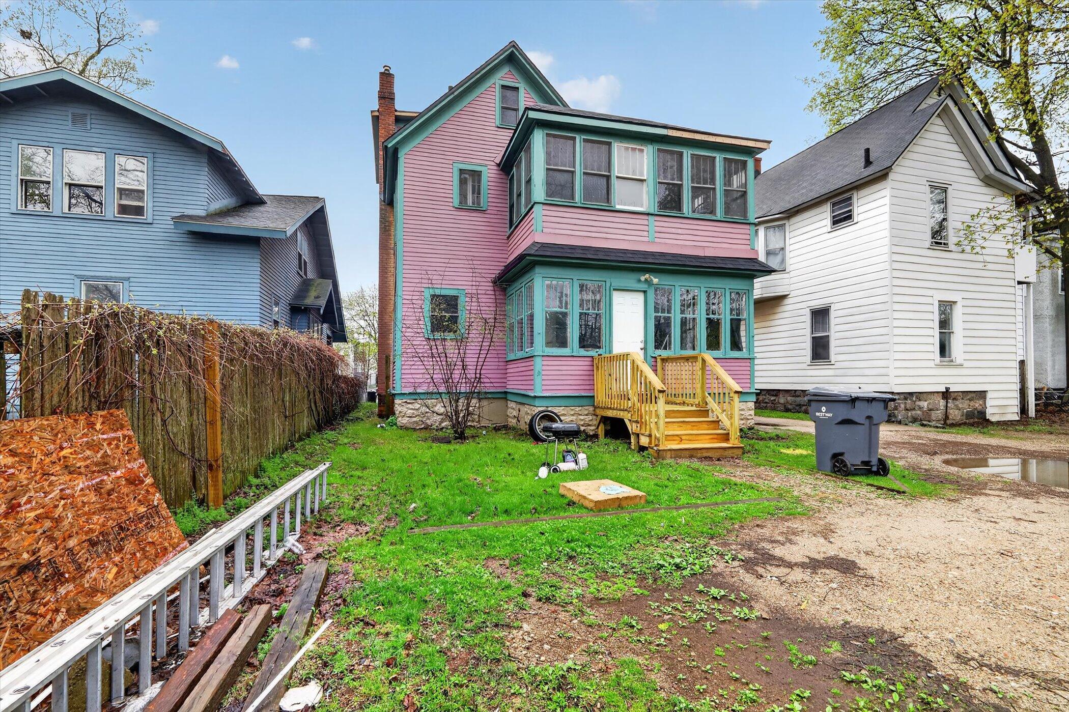 417 Locust Street, Unit 1 & 2 Kalamazoo, MI 49007 - Photo 6 of 6 IMG_0384