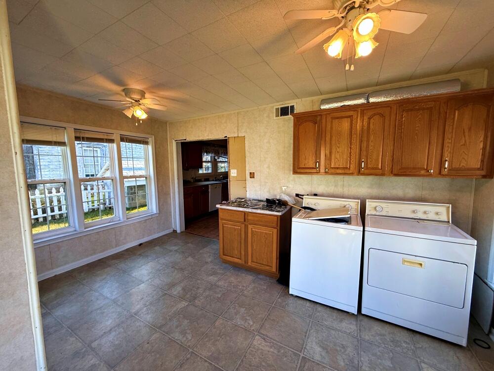 12636 Cass Road Cass, WV 24927 - Photo 7 of 31 sunroom