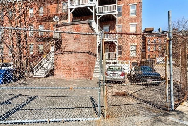 a picture of a building